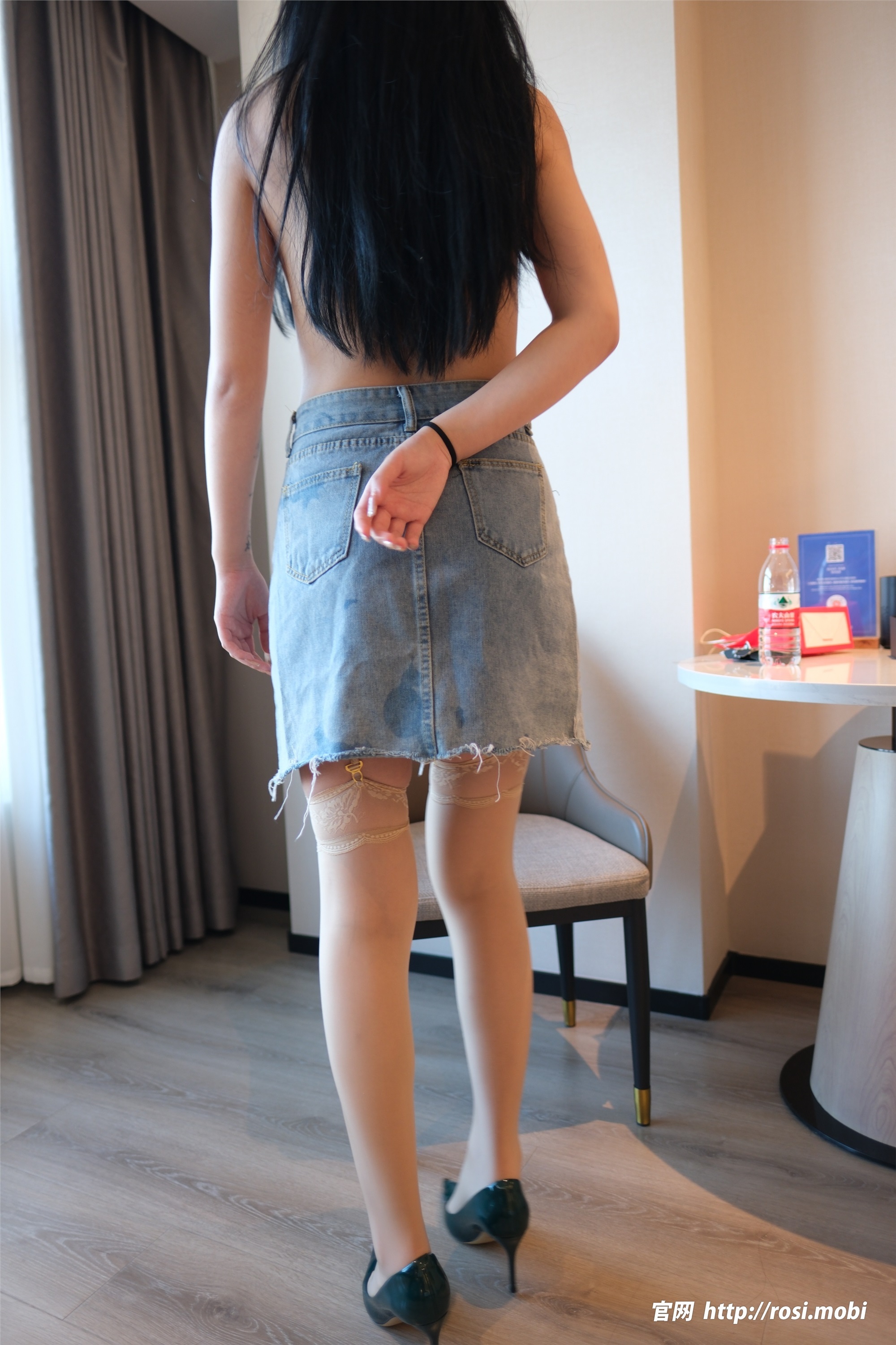 ROSI写真 2025.03.18 NO.4852